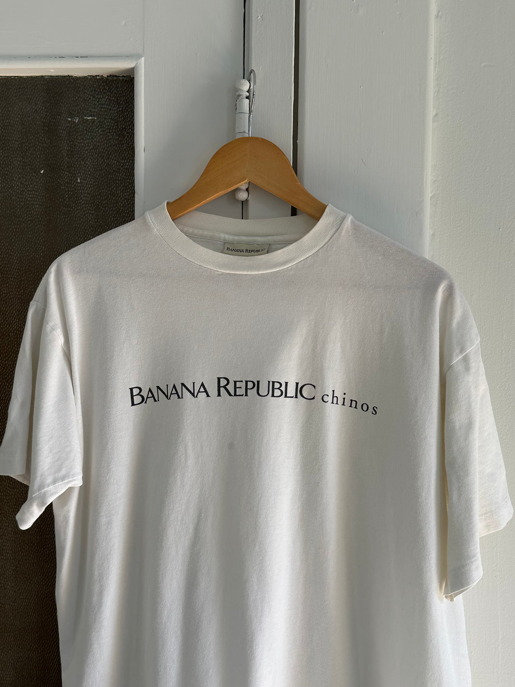 banana republic chinos tee