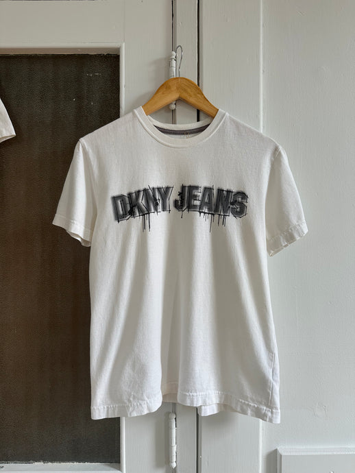 2000s dkny tee