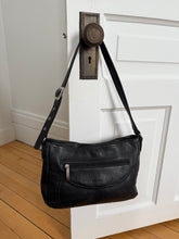 Load image into Gallery viewer, pebbled leather purse