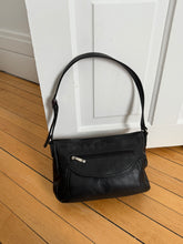 Load image into Gallery viewer, pebbled leather purse